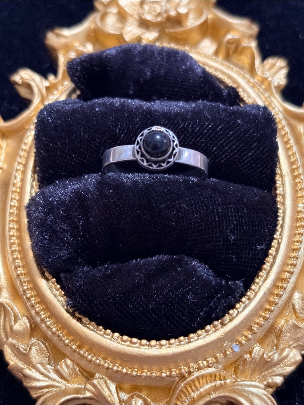 Sterling Silver Black Onyx Cabochon Ring - Classic Women's Jewelry